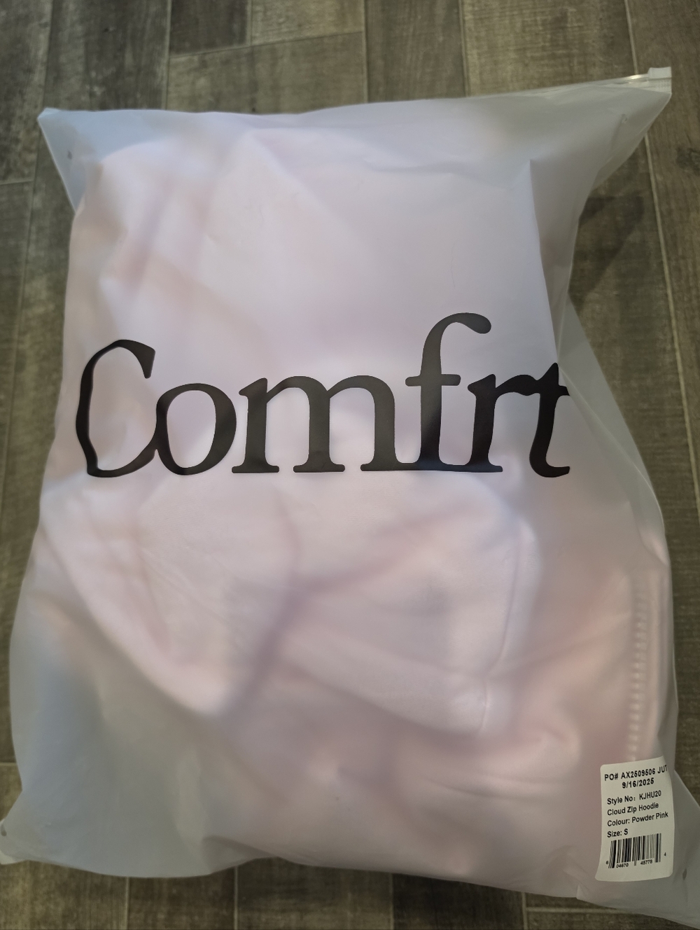 Comfrt NWT Cloud Full Zip Hooded Sweatshirt Powder Pink Women's  Small Oversized - Picture 15 of 16
